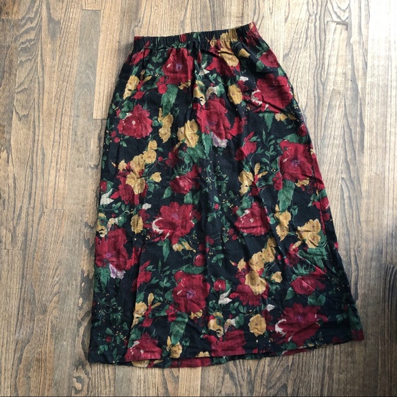 Vintage Dresses & Skirts - Vintage Floral Skirt